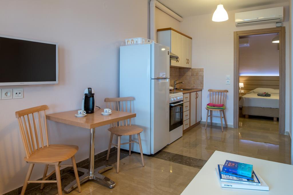Krouzeri Beach Apartments Nisaki  Oda fotoğraf