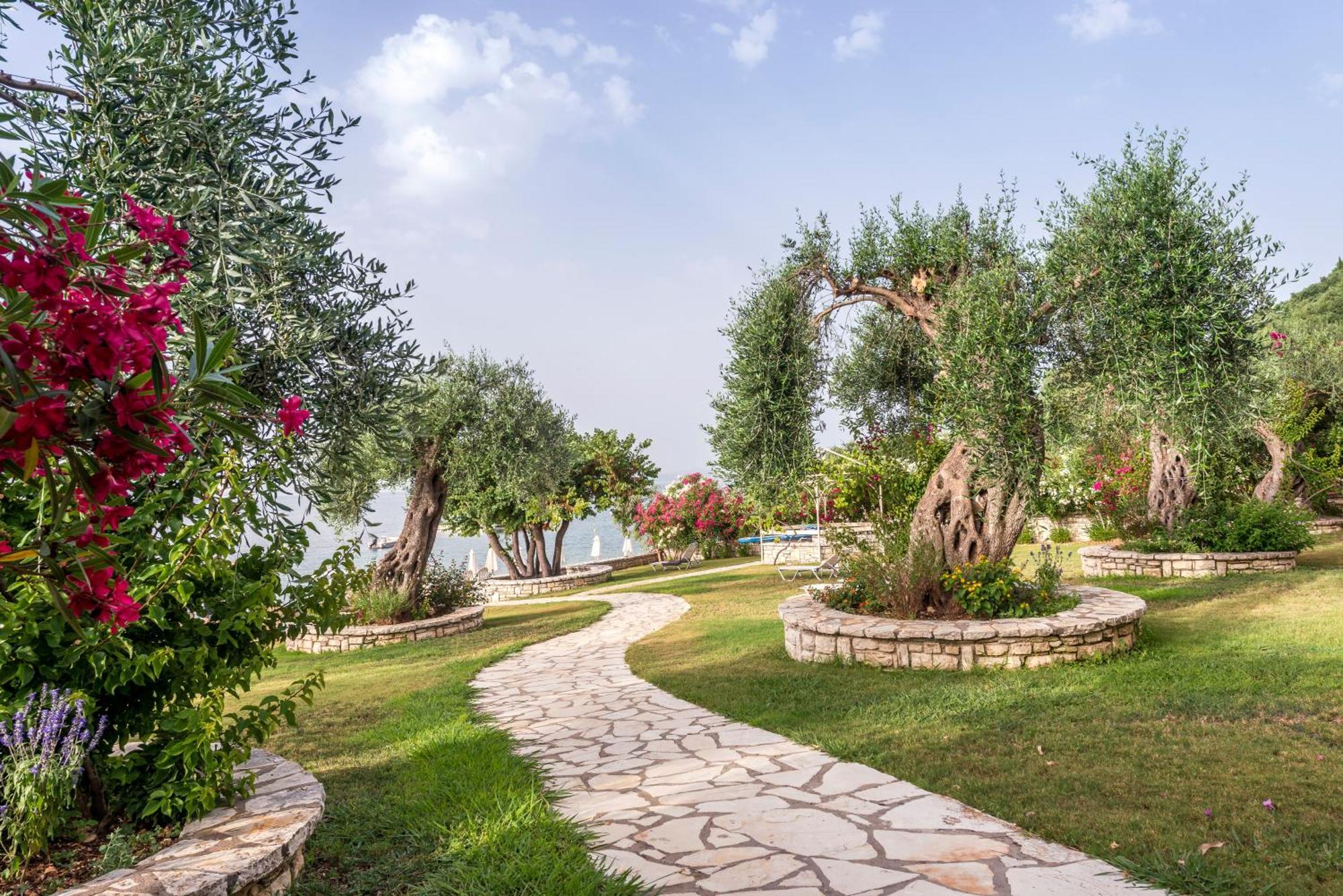 Krouzeri Beach Apartments Nisaki  Dış mekan fotoğraf