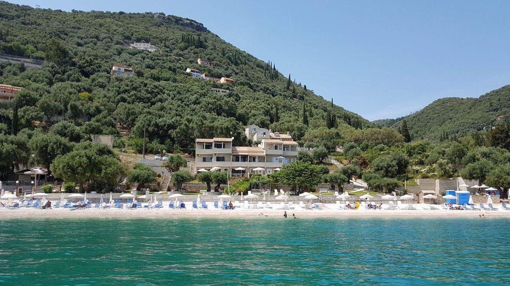 Krouzeri Beach Apartments Nisaki  Dış mekan fotoğraf